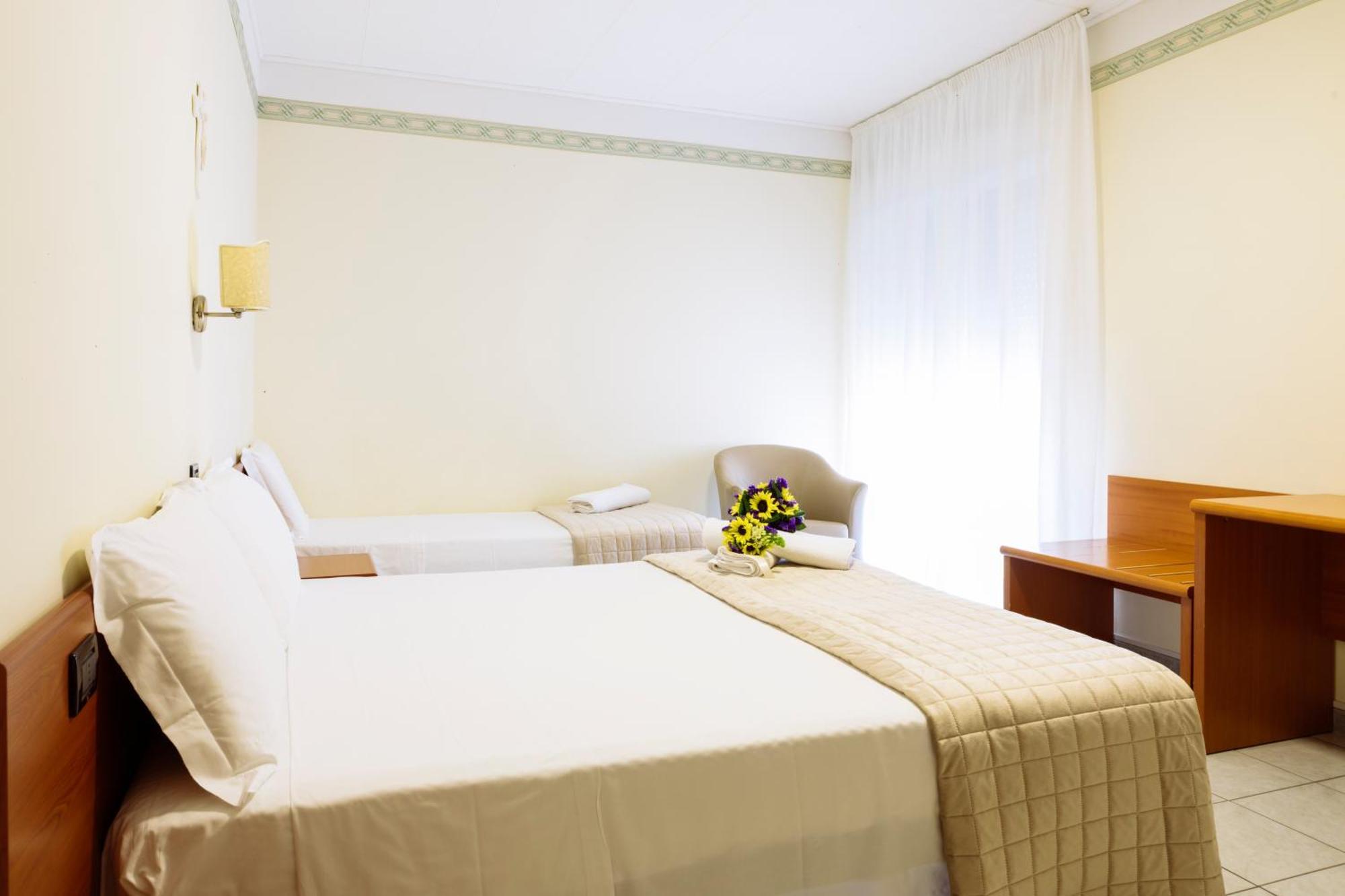 Hotel Leon - Ristorante Al Cavallino Rosso San Giovanni Rotondo Eksteriør billede